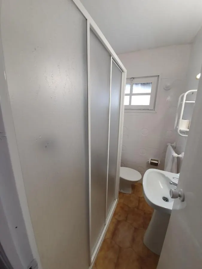 Hostal Perla Riudoms 0*,