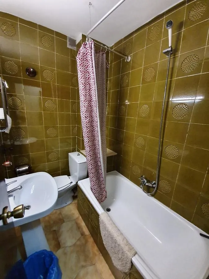 Pensión Hostal Perla Riudoms